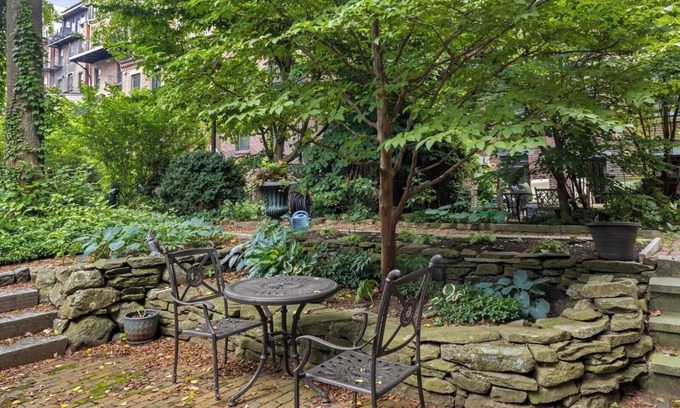 Columbus House | Enjoy Boston, Private Patio On Montgomery Park