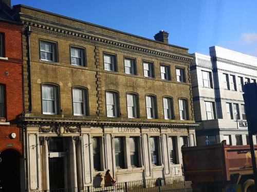 Great Yarmouth Apartment | Entire Flat With View to River Yare, H 1