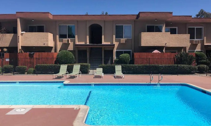 Mira Mesa Condo | Entire Modern 2-BR Condo with Pool, Smart TV, Fast WiFi, Free Laundry & Parking