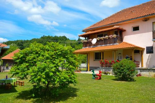 Central Serbia House | Etno kutak Jaćimović