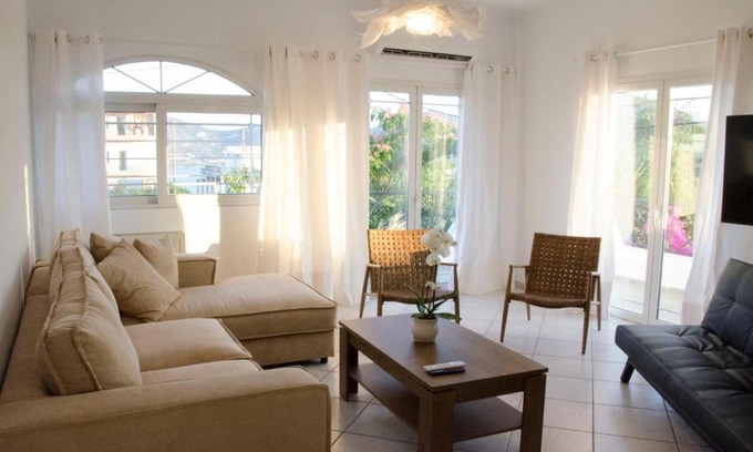 Chalcis Apartment | Eva's house