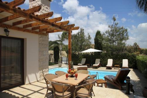 Pissouri Villa | Eve Pissouri Soultanina Villa
