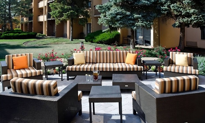 Waldron Hotel | Excellent Pick! Pet-friendly Accommodation, with Airport Shuttle Service!