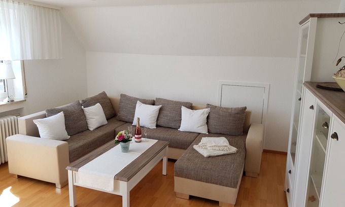 Nonnenhorn Apartment | Exclusive 4 room non-smoking apartment (100sqm) max. 4 persons with bathing beach