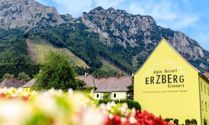 Eisenerz Apartment | für bis zu 2 Personen mit Sprudelwanne by Interhome