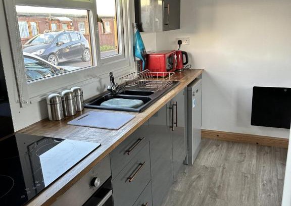Mablethorpe Ski Chalet | F17 Rickardos Holiday Lets