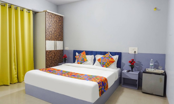 Baner Hotel | FabHotel Baner Executive - Balewadi high street