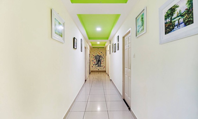 Mylapore Hotel | FabHotel Colors Service Apartment