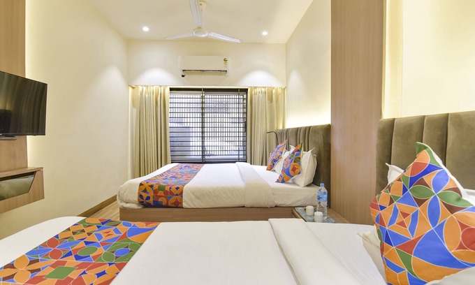 Rau Hotel | Fabhotel Kesar