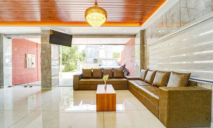 Kochi Hotel | Fabhotel Q One Plaza