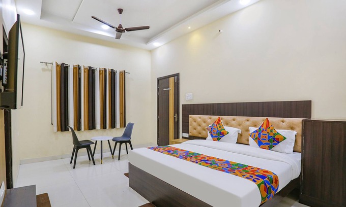 Kalyanpur Hotel | Fabhotel Sg Garden