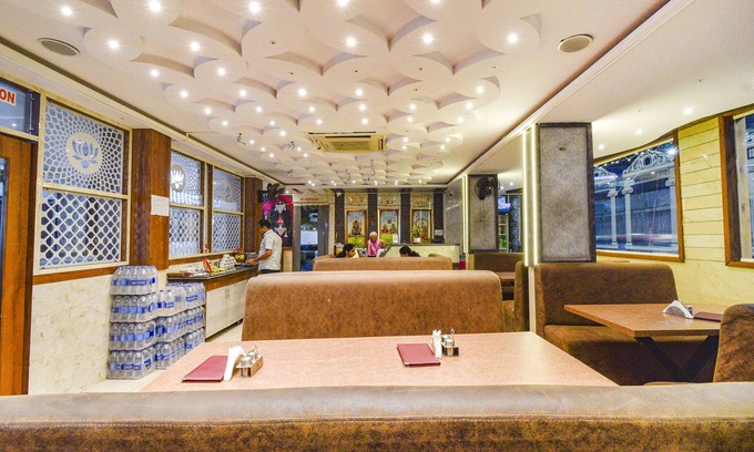Shamshabad Hotel | Fabhotel Yogeshwara Grand