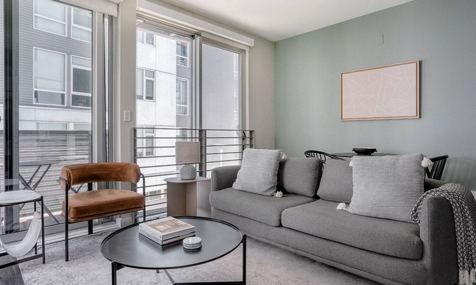 South of Market Apartment | Fabulous SoMa 1BR w/ Game Patio & Coffee Lounge, nr BART, by Blueground