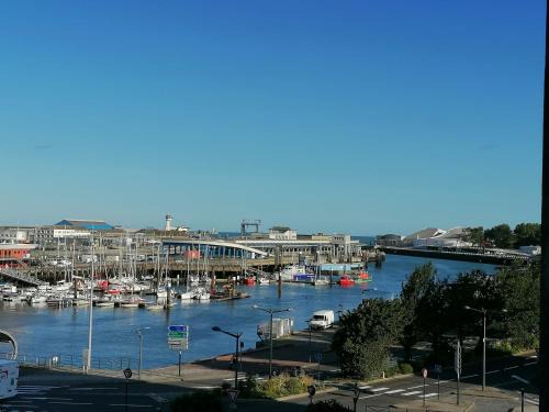 Boulogne-Centre Apartment | Face port proche nausicaa avec parking privé gratuit