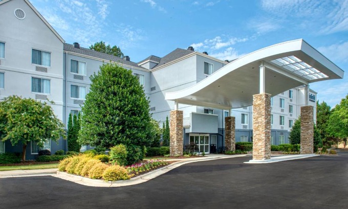 Crabtree Hotel | Fairfield Inn & Suites Raleigh Crabtree Valley
