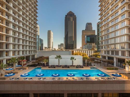 Dallas Arts District Hotel | Fairmont Dallas