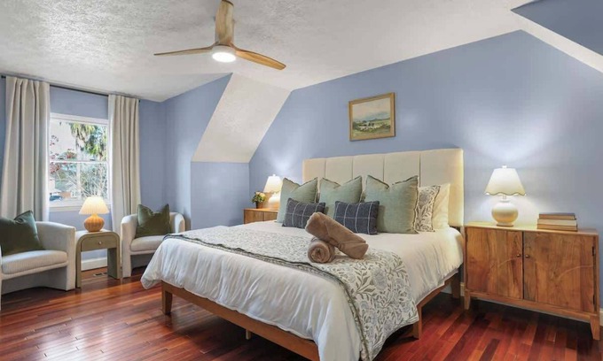Whitemarsh Island House | Family & dog-friendly house w pool & entertainment