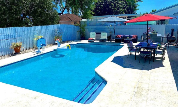 Homestead House | Family Favorite-Heated Pool-2 Kings- Everglades