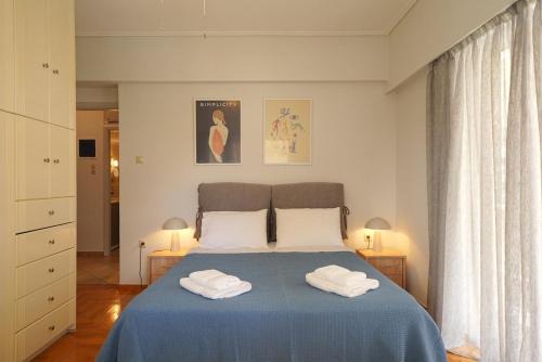 Palaio Faliro Apartment | Family Flat for 4 next to the Flisvos Marina