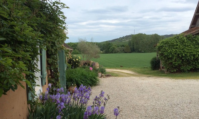 Limeuil House | Family friendly home with stunning country views and private pool