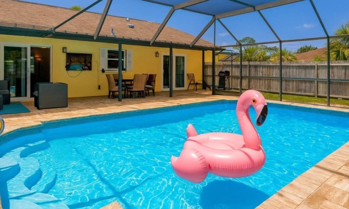 West Bradenton House | ❤️ Family Friendly ❤️ Lovely 3 BR Pool Home ❤️ Fiberoptic Internet