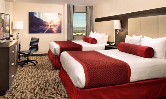 Gateway District House | Family Getaway! 3 Serene Units, 2 Pools, Casino, Near Town Square Las Vegas