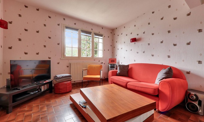 Sarzeau Ski Chalet | Family holidays with garden in Sarzeau