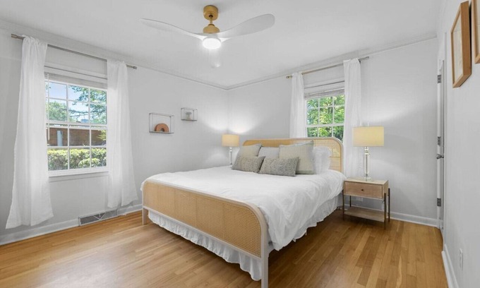 Hanahan House | Family Home and Private Backyard
