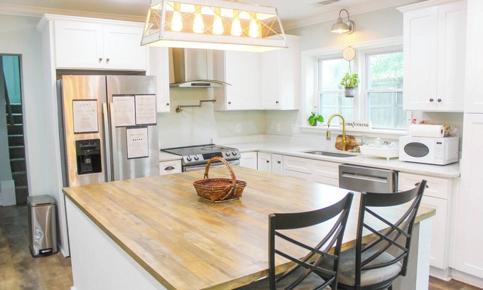 Columbus House | Family Home w/Firepit Near CSU - Pet Friendly- Minutes from Fort Benning