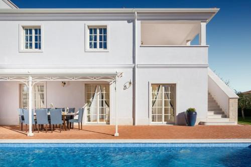 Vabriga Villa | Family villa Azzurra with pool in Porec