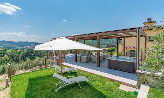 Subbiano House | Fantastic house in the nature of Tuscany.