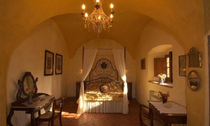 Sesto Fiorentino Apartment | Farm in Tuscany, apartment in Villa, garden and pool
