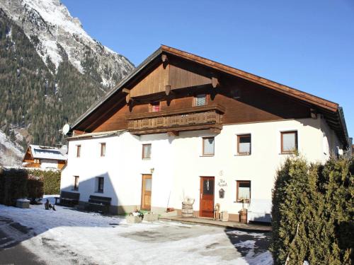 Runhof House | Farmhouse in Ötztal near Ski Areas