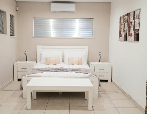 Klein Windhoek Apartment | Feather Self Catering Accommodation