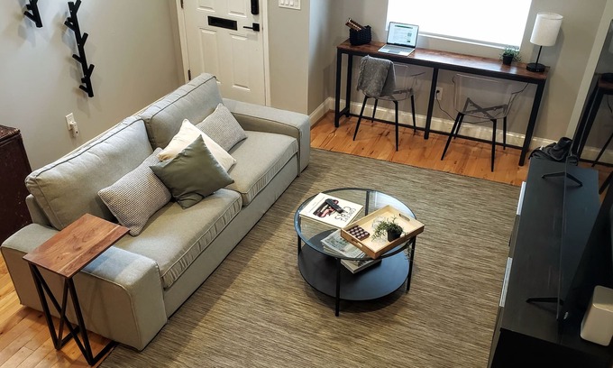 Riverside House | Fed Hill Retreat - 6 minutes from M&T Stadium!