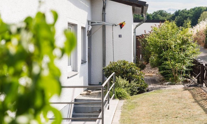 Dillendorf House | Ferienhaus Hunsrückliebe - Ferienhaus, Dusche, WC, 2 Schlafräume