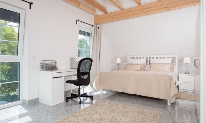 Bad Krozingen Apartment | Ferienwohnung 2. OG, 80 qm, 2 Schlafzimmer, max. 9 Personen