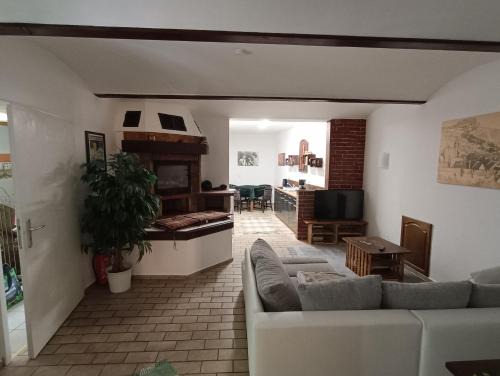 Freyburg Apartment | Ferienwohnung Alt Freyburg
