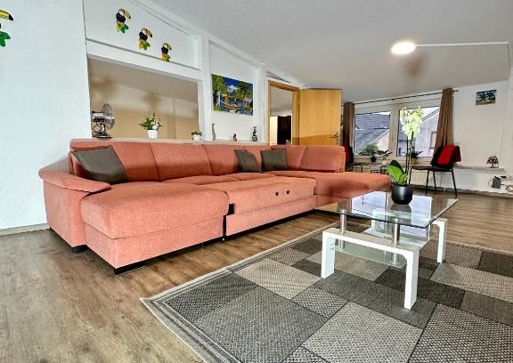 Munstermaifeld Apartment | Ferienwohnung Apolo