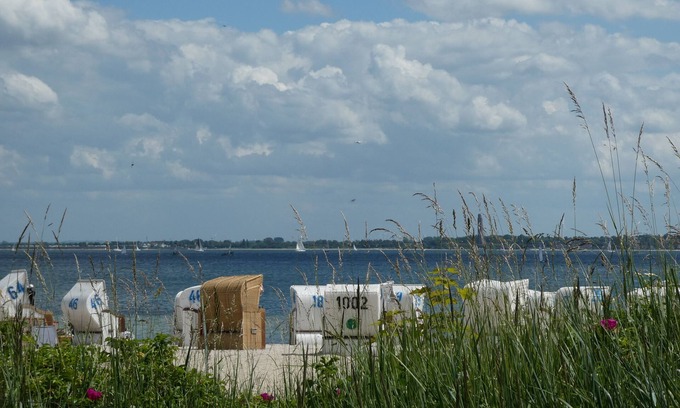 Strande Apartment | Ferienwohnung in Strandnähe mit Ostseeblick