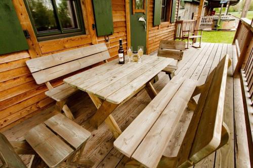 Saal House | Ferienwohnung mit zwei Schlafzimmern und Terrasse