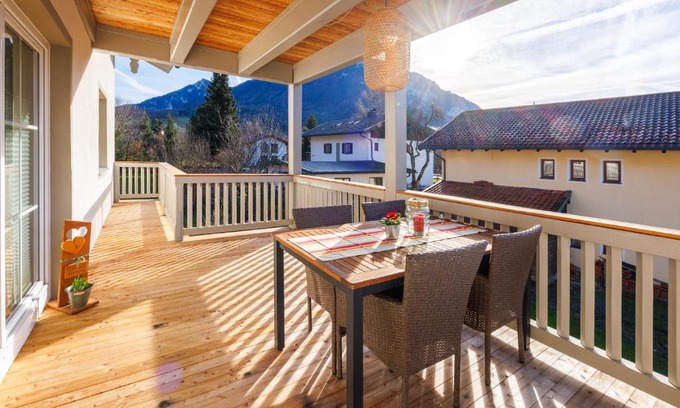 Sankt Valentin Apartment | Ferienwohnung Sonnenplatzl Reiter inkl. Chiemgaukarte