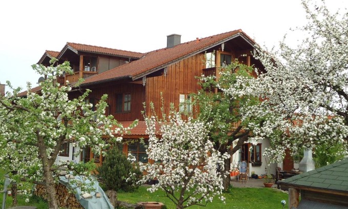 Bad Feilnbach Apartment | Ferienwohnung Wingen