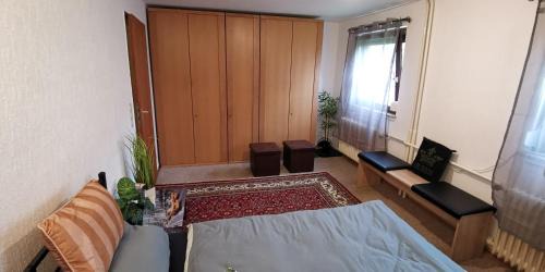 Kassel House | FeWo Kassel,2 Betten Apartment mit privater Küche Bad WC und Garten, Gratis Frühstück, Gratis Parkplätze