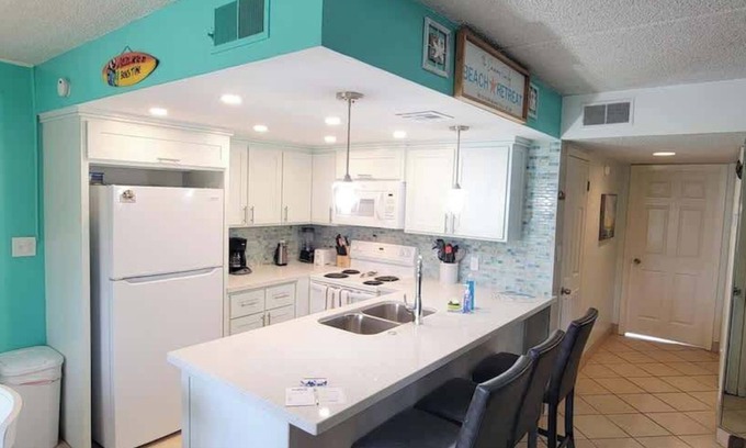 South Padre Island Condo | Fiesta Sol #110