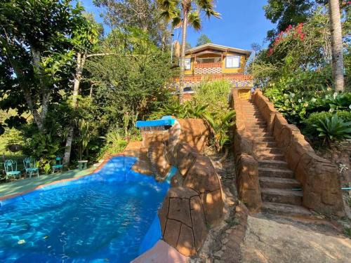 San Rafael Apartment | Finca con piscina balcón cerca al rio san rafael