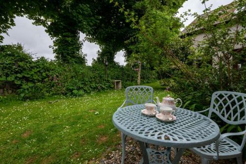 Chysauster House | Finches