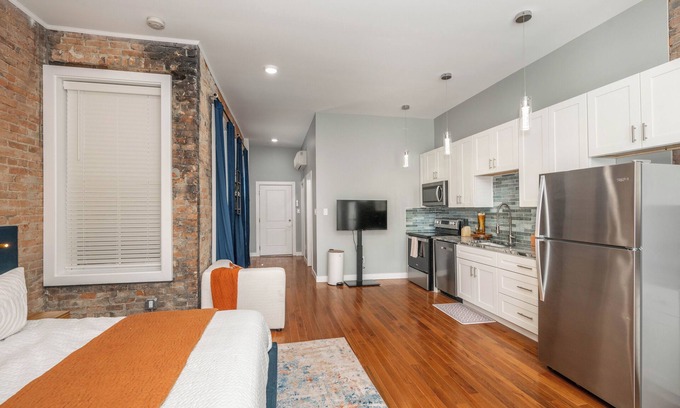 Over-the-Rhine Apartment | Findlay Market Suite 3