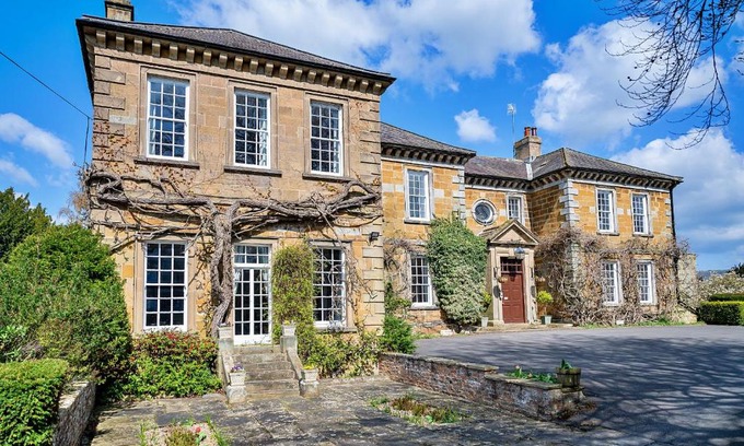 Thirsk Apartment | Finest Retreats - Sutton Hall Apt