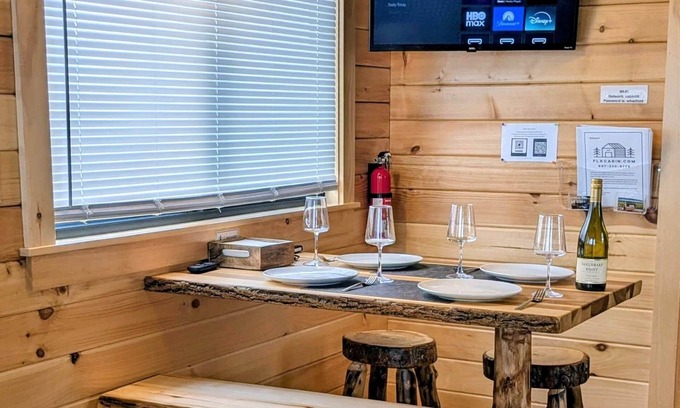 Hector Cabin | Finger Lakes Cabin on Seneca Wine Trail Vineyard View 6